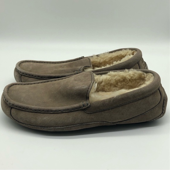 Ugg Ascot Men's Size 10 Suede Sheepskin Lined Moccasin Slip Ons - Picture 3 of 6
